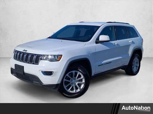 Used 2021 Jeep Grand Cherokee Laredo AWD/4WD image 1