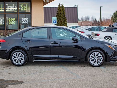 Used 2023 Toyota Corolla LE image 8