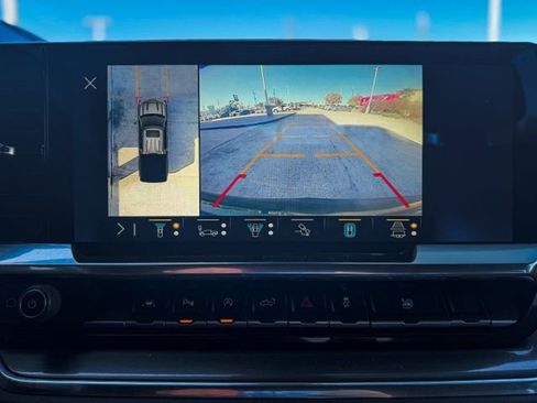 Used 2023 Chevrolet Silverado 1500 High Country w/ High Country Premium Package image 13