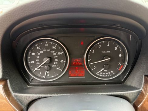 Used 2009 BMW 328i xDrive Sedan AWD/4WD image 20