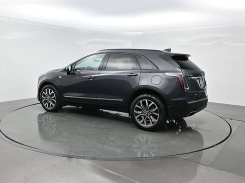 Used 2023 Cadillac XT5 Sportv w/ Technology Package AWD/4WD image 3
