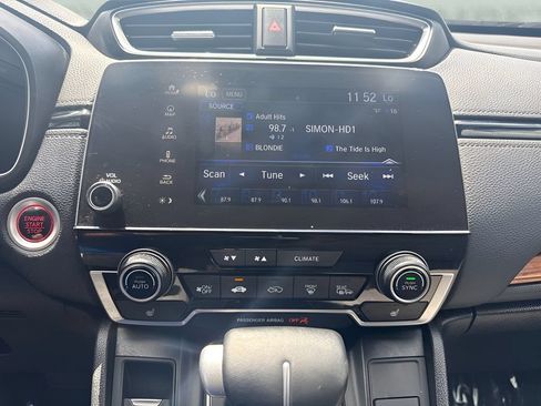Used 2020 Honda CR-V Touring image 10