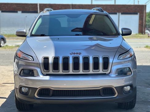 Used 2016 Jeep Cherokee 75th Anniversary AWD/4WD image 3