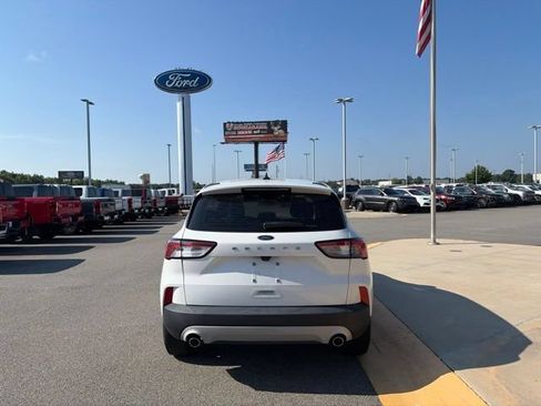 Used 2022 Ford Escape S FWD image 4