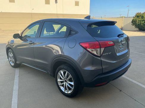 Used 2021 Honda HR-V LX image 7