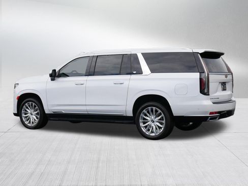 Certified 2023 Cadillac Escalade ESV Premium Luxury w/ LPO, Floor Liner Package AWD/4WD image 5