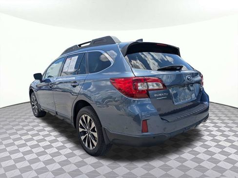 Used 2017 Subaru Outback 2.5i Limited AWD/4WD image 4