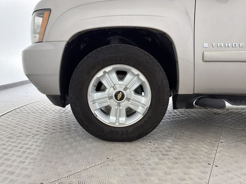 Used 2008 Chevrolet Tahoe LT RWD image 11