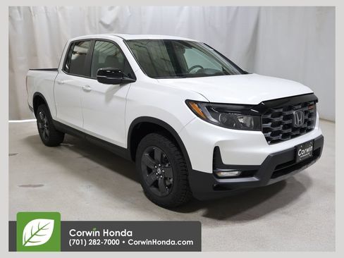New 2026 Honda Ridgeline TrailSport image 1