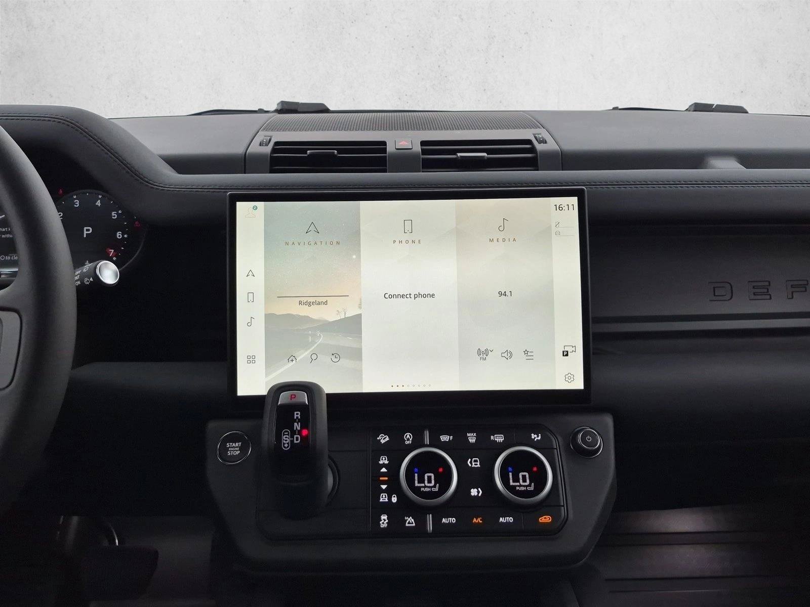 New 2026 Land Rover Defender 110 S AWD/4WD image 12
