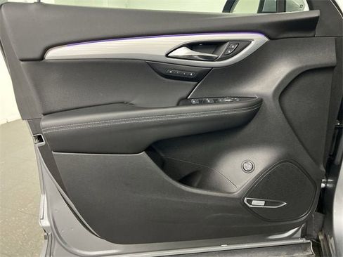 Used 2024 Buick Envision Avenir image 23