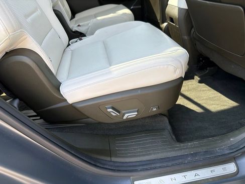 Used 2025 Hyundai Santa Fe Calligraphy AWD/4WD image 31