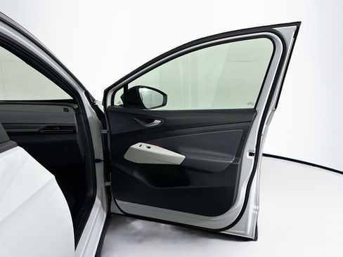 Used 2021 Volkswagen ID.4 1st Edition image 33