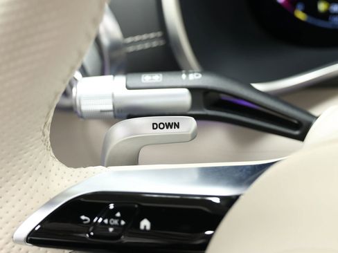 Used 2022 Mercedes-Benz SL 55 AMG 4MATIC image 30