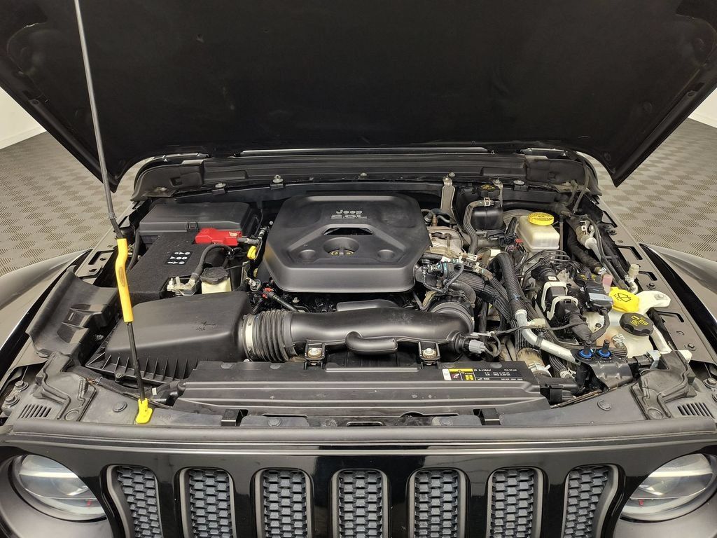 Used 2019 Jeep Wrangler Unlimited Rubicon AWD/4WD image 31