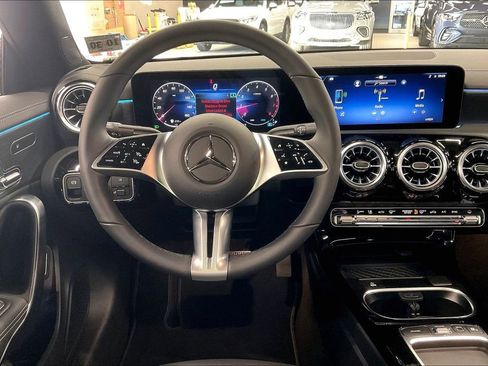 Used 2026 Mercedes-Benz CLA 250 CLA 250 image 5
