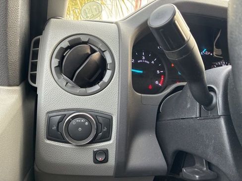 Used 2021 Ford E-350 and Econoline 350 Super Duty w/ Power Windows & Locks Group image 29