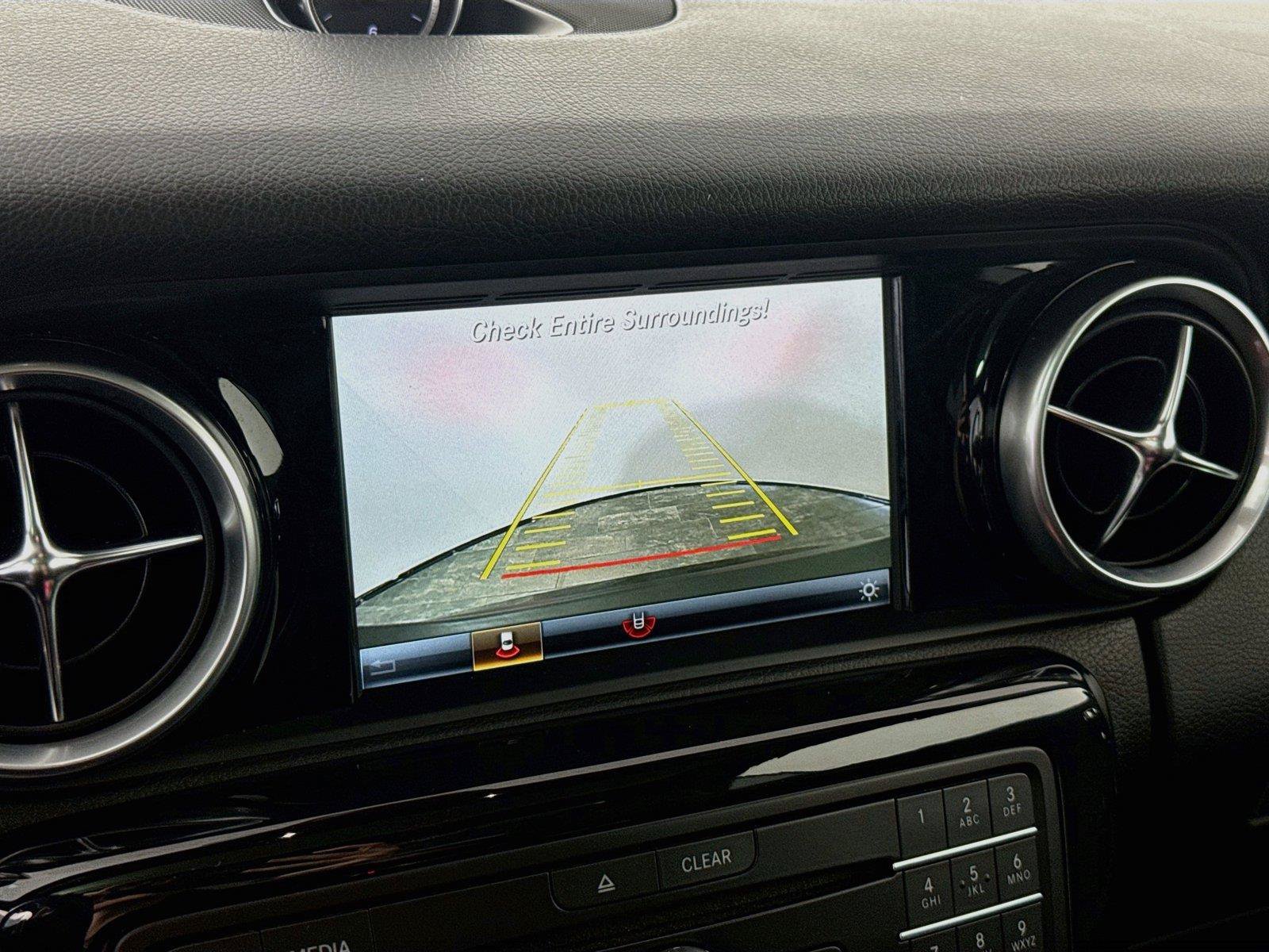 Used 2019 Mercedes-Benz SLC 300 image 15