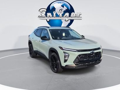 New 2026 Chevrolet Trax ACTIV w/ Sunroof Package