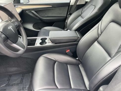 Used 2023 Tesla Model Y Long Range AWD/4WD image 21