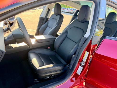 Used 2024 Tesla Model 3 Long Range AWD/4WD image 31