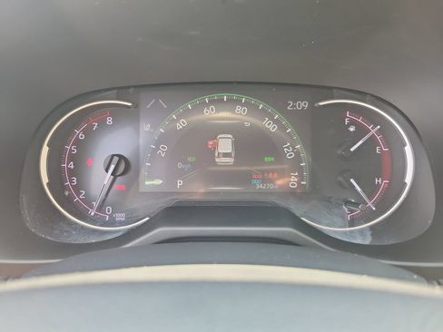 Used 2023 Toyota RAV4 XLE Premium FWD image 22