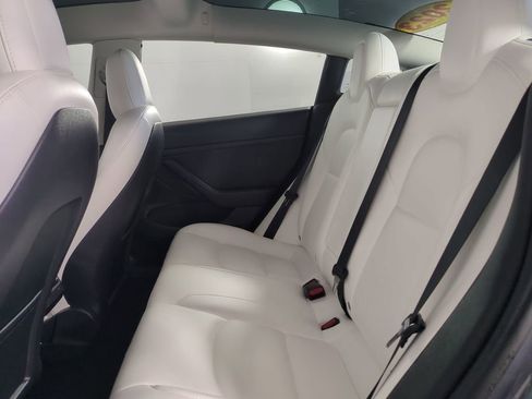 Used 2022 Tesla Model 3 Long Range image 14