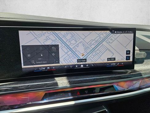 Certified 2024 BMW i7 eDrive50 w/ M Sport Package RWD image 12