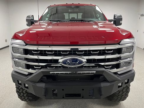 Used 2024 Ford F250 Lariat w/ Lariat Ultimate Package AWD/4WD image 3