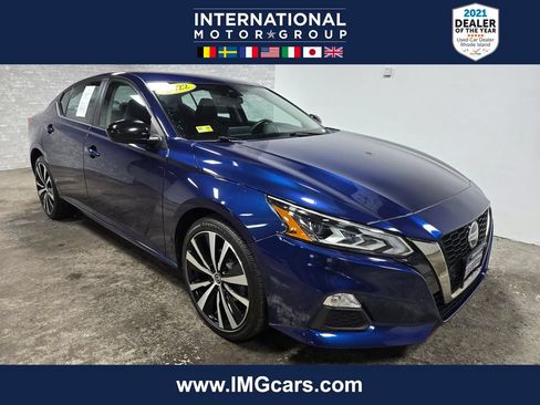 Used 2022 Nissan Altima 2.5 SR AWD/4WD image 1