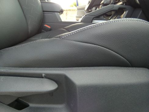 Used 2025 Toyota Tacoma SR5 image 36