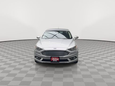 Used 2017 Ford Fusion SE image 29
