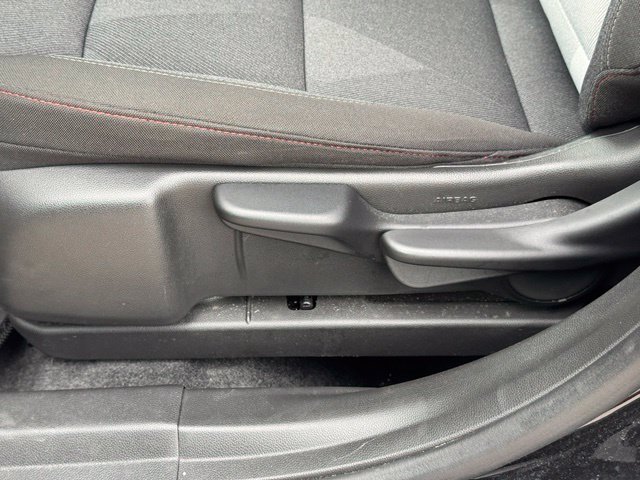 Used 2026 Chevrolet Trax RS FWD image 10