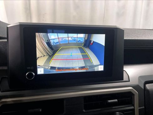 Used 2024 Toyota Tacoma TRD Off-Road image 19