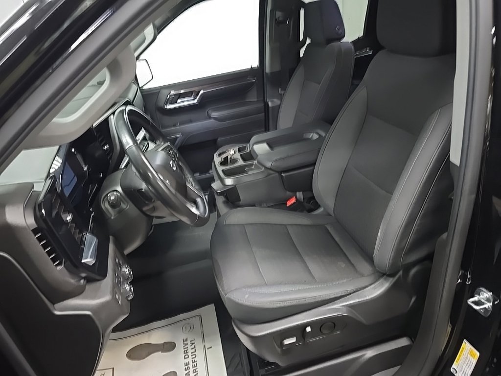 Used 2023 Chevrolet Silverado 1500 RST AWD/4WD image 29