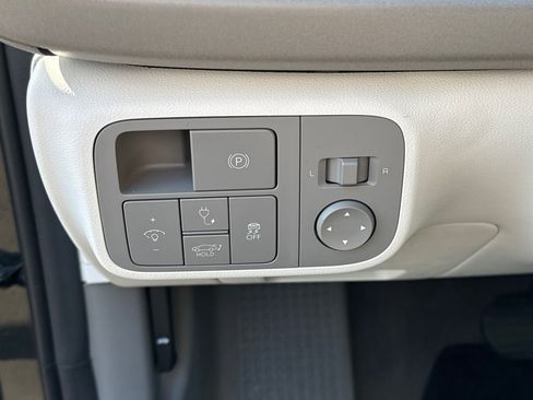 Used 2024 Hyundai Ioniq 6 SEL image 30