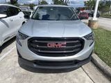 Used 2021 GMC Terrain SLE w/ Driver Convenience Package image 2