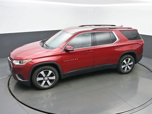 Used 2019 Chevrolet Traverse LT w/ LT Premium Package image 41