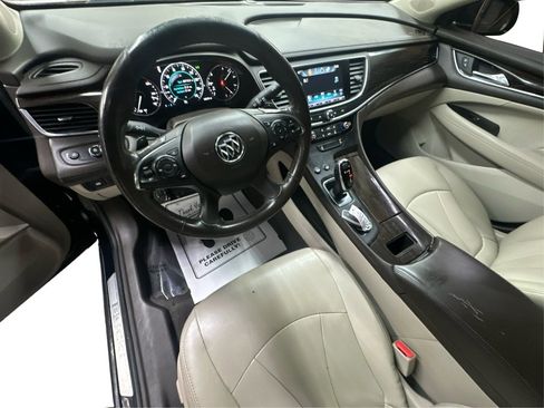 Used 2017 Buick LaCrosse Preferred image 32