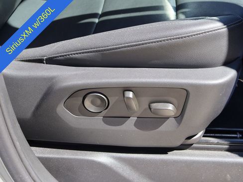 Used 2023 Chevrolet Silverado 1500 LTZ image 10