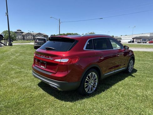 Used 2016 Lincoln MKX Reserve FWD image 13