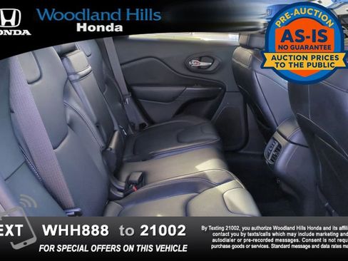 Used 2015 Jeep Cherokee Limited w/ Luxury Group image 23