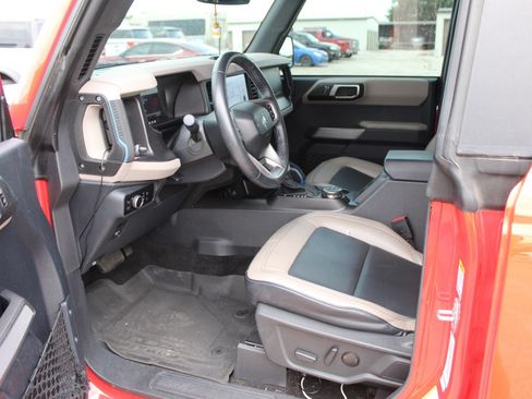 Used 2023 Ford Bronco Wildtrak AWD/4WD image 10
