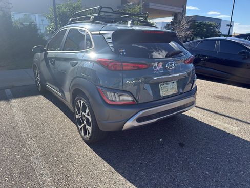 Used 2022 Hyundai Kona Limited AWD/4WD image 2