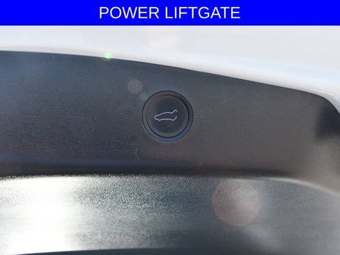 Used 2022 Tesla Model 3 RWD image 8