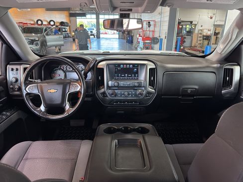 Used 2018 Chevrolet Silverado 1500 LT w/ All Star Edition AWD/4WD image 12