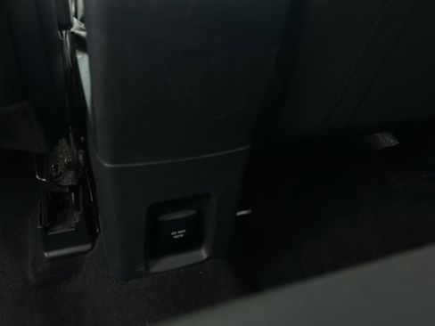 Used 2019 Ford EcoSport SE w/ SE Convenience Package FWD image 22