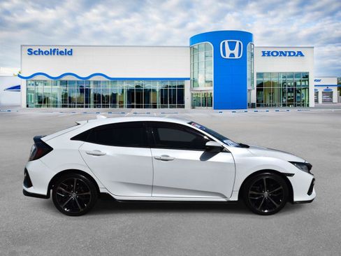 Used 2021 Honda Civic Sport image 2