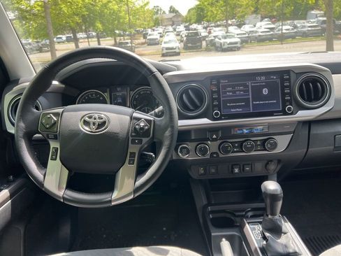 Used 2023 Toyota Tacoma SR5 w/ Technology Package AWD/4WD image 15