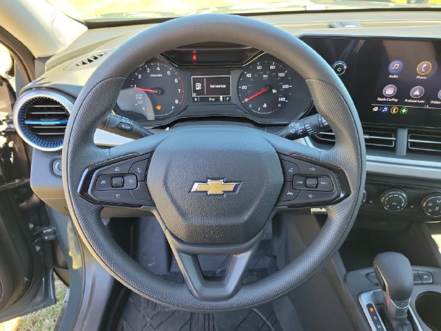 New 2026 Chevrolet Trax LS w/ LS Convenience Package FWD image 24